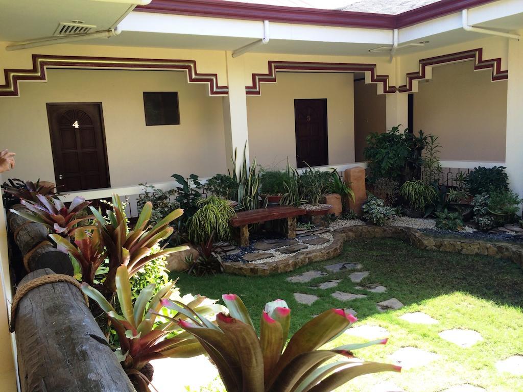 Ysabelle Mansion Panzió Puerto Princesa Kültér fotó