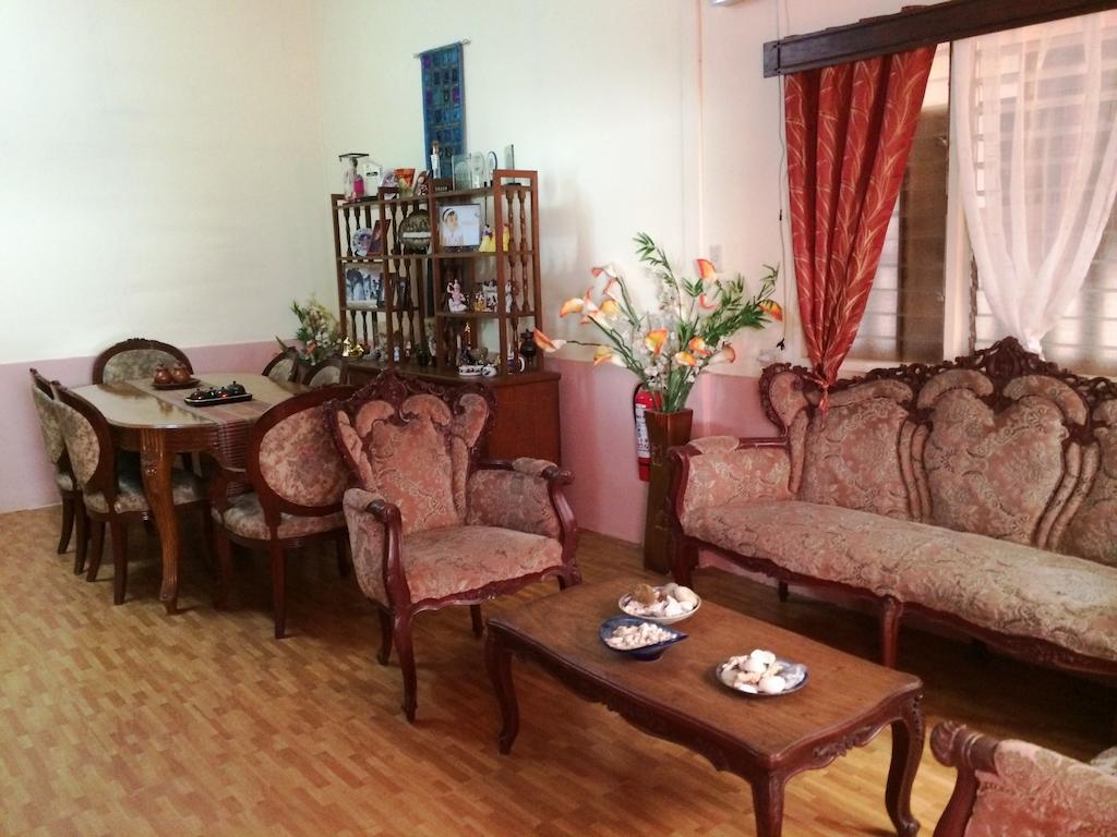 Ysabelle Mansion Panzió Puerto Princesa Kültér fotó