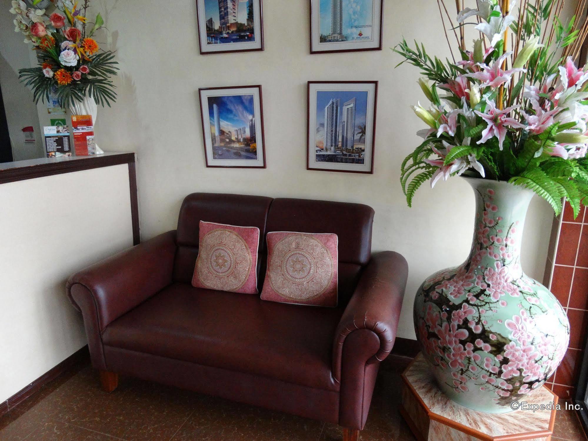 Ysabelle Mansion Panzió Puerto Princesa Kültér fotó