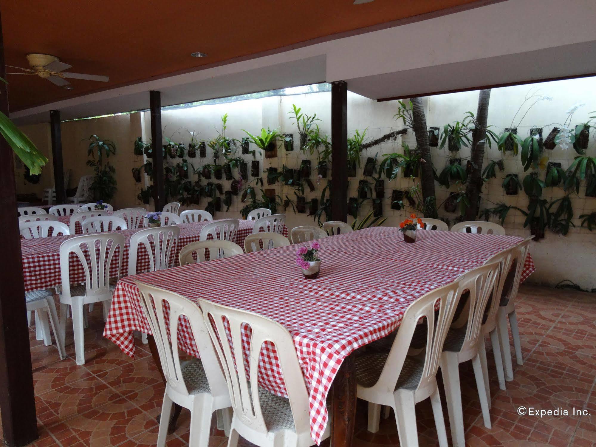 Ysabelle Mansion Panzió Puerto Princesa Kültér fotó